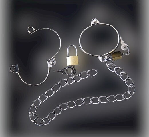 Handcrafted Metal Handcuffs & Ankle Cuffs Set || Chrome Locking Restraint Bondage Slave Torture Kit || Chain n Latch Locks | Sex Fetish BDSM